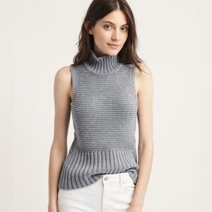 GAP Sleeveless Turtleneck Sweater Knit Vest Womens Size Medium Spring Cool Grey